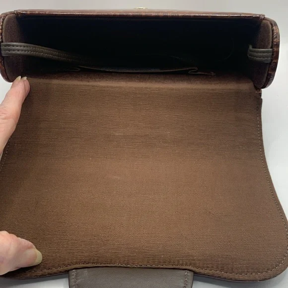 PALIZZIO ACCESSOIRES HANDBAG BROWN BOX CLUTCH WITH STRAP…FAUX REPTILE PRINT - Picture 5 of 5